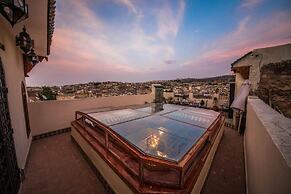 Room in Guest Room - Riad Ouliya fes Morrocco