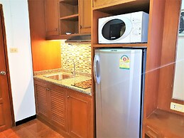 Thepthip Mansion Pattaya 5th Floor Studio Apartment