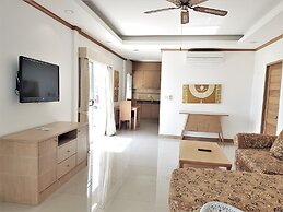 Baan Suan Lalana Tc 1 Bedroom Penthouse With sea View Apartment Pattay