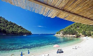 Sea View Apartment With Terrase Vl