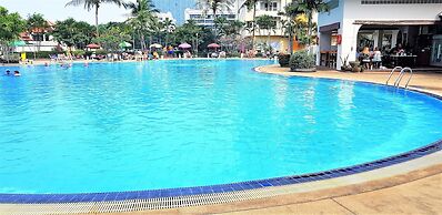 View Talay 1B Pattaya Popular Complex Large Pool Modern Studio Apartme