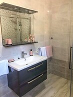 Beautiful new Apartment Near the Beach - Vela Luka -korcula Island