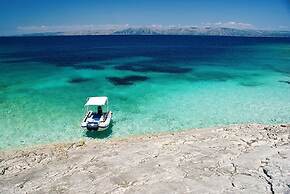 Beautiful new Apartment Near the Beach - Vela Luka -korcula Island