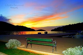 Beautiful new Apartment Near the Beach - Vela Luka -korcula Island