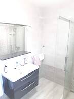 Beautiful new Apartment Near the Beach - Vela Luka -korcula Island