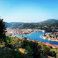 Beautiful new Apartment Near the Beach - Vela Luka -korcula Island