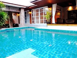 4 Bedroom Private Pool Bungalow Walking Street 15 Min Ride Away