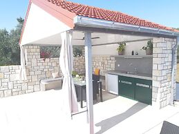 Villa With the Pool Near Vela Luka