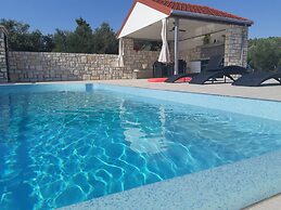 Villa With the Pool Near Vela Luka