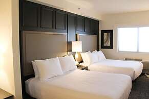 Best Western Plus Winkler