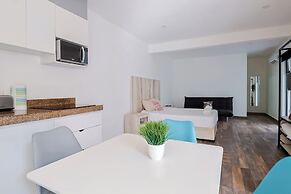 Arkana 9 by Grupo Amber