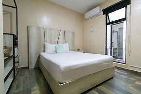 Arkana 9 by Grupo Amber