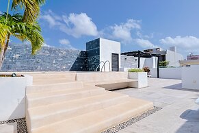 Arkana 9 by Grupo Amber