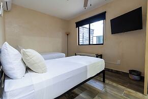 Arkana 9 by Grupo Amber