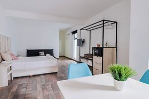 Arkana 9 by Grupo Amber