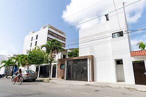 Arkana 9 by Grupo Amber