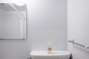 ZAITO Tokyo Yokokawa Economy Inn