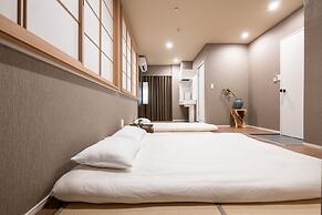 ZAITO Tokyo Yokokawa Economy Inn