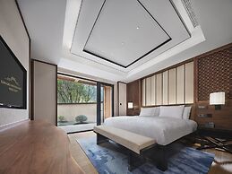 Xianghu Xiaoyao Manor