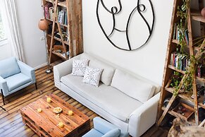 Modern Loft Retreat with Rooftop by Sea N Rent