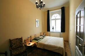 Apartment No. 20 Jaltská 3