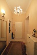 Apartment No. 20 Jaltská 3