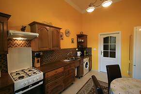 Apartment No. 20 Jaltská 3