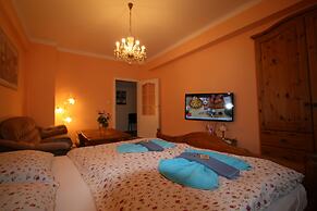 Apartment No. 7 Horova 8