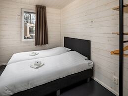 Modern Waterfront Lodge, Located Within Green Surroundings