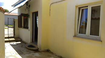 House for Families and Pets Welcome