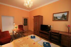 Apartment No. 10 Zeyerova 13