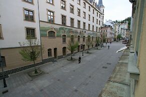 Apartment No. 10 Zeyerova 13