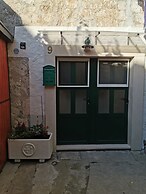 Explore old Town and all the Beauties in Omiš Staying at Apartment Olm