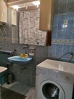 Explore old Town and all the Beauties in Omiš Staying at Apartment Olm