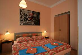 Apartment No. 22 Zeyerova 15