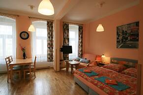 Apartment No. 22 Zeyerova 15