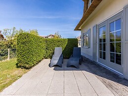 Restyled Villa With Dishwasher, Near the Sea in Domburg