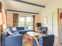 Comfortable Bungalow With Dishwasher Near the Beach