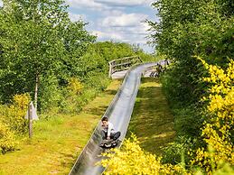 Spacious, Modern Apartment Near the Centre