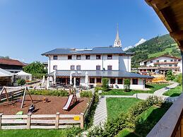 Spacious Apartment in Piesendorf With Sauna