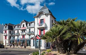 Apartment in La Baule With Sea View