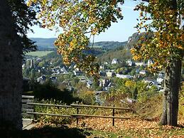 Holiday Home in Hinterhausen Gerolstein