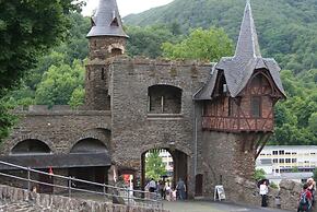 Holiday Home in Hinterhausen Gerolstein