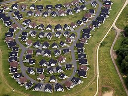 Restyled Villa with Washing Machine near River Moselle