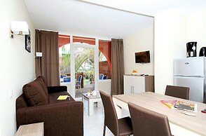 Relaxed Beachside Living