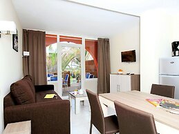 Relaxed Beachside Living