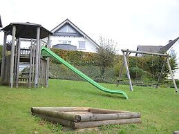 Spacious, Modern Apartment Near the Centre