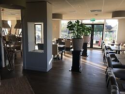 Beautiful House With Sauna Near Ijsselmeer