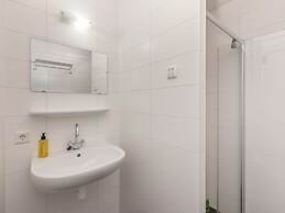 Luxury Chalet With two Bathrooms, Near the sSa on Texel