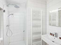 Luxurious Villa With Dishwasher, Only 500 m. From the sea